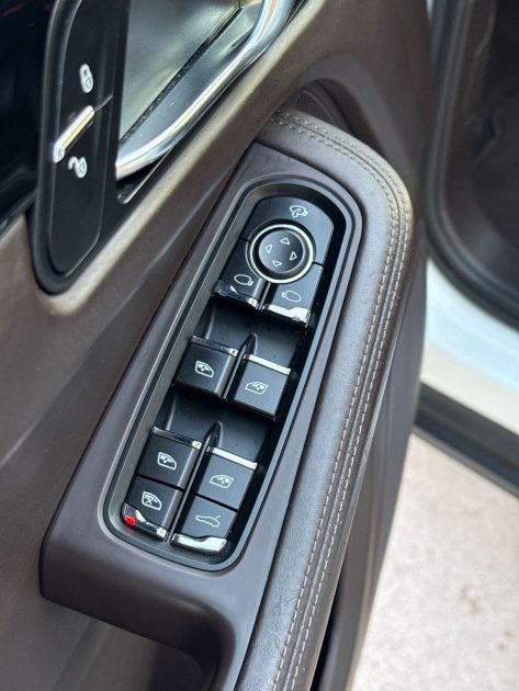 PORSCHE MACAN  2014