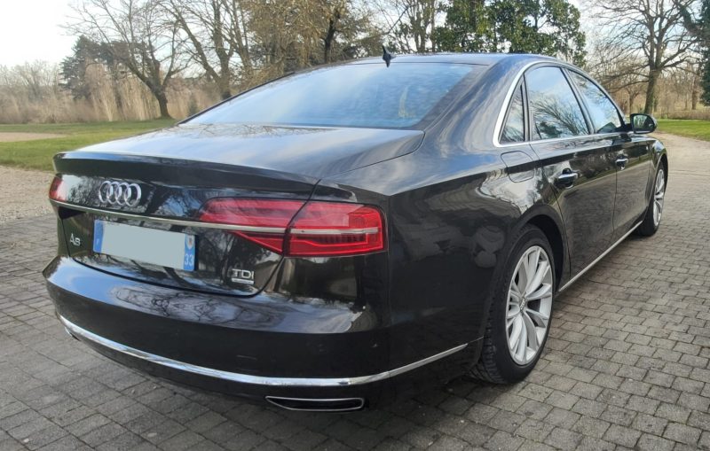 AUDI A8 3,0 TDI 260 AVUS QUATRO TIPTRONIC