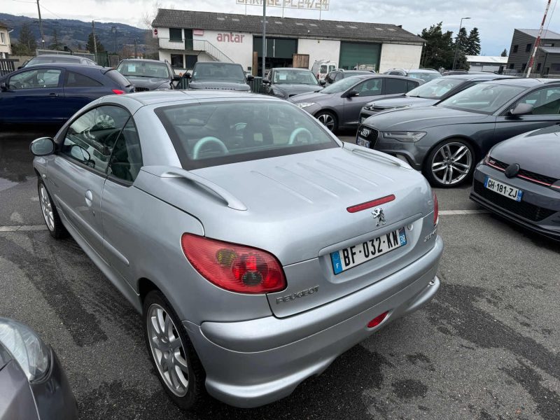 PEUGEOT 206 CC  2005