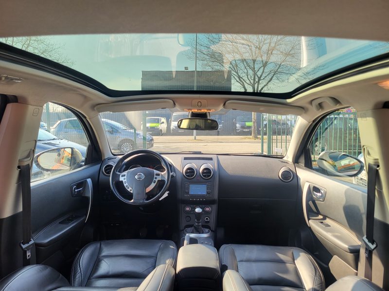NISSAN QASHQAI 2009