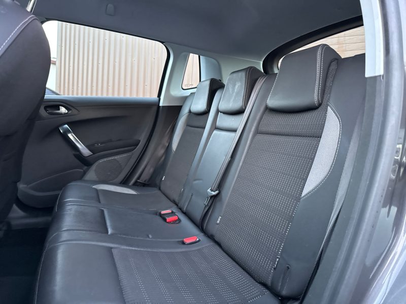 PEUGEOT 2008 2016