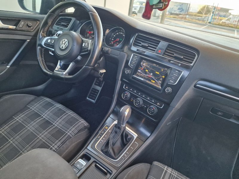 VOLKSWAGEN GOLF 2014 stage 2