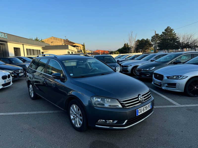 VOLKSWAGEN PASSAT SW 2012