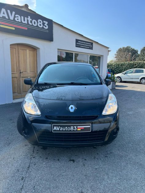 RENAULT CLIO 3 Ph.2 Yahoo! 1.2 LEV 75CV / Embrayage Neuf / Excellent Etat / Distribution Neuve 