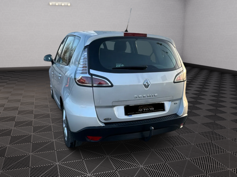 RENAULT MEGANE SCENIC 2015