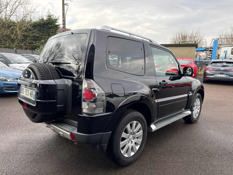 MITSUBISHI PAJERO 2007