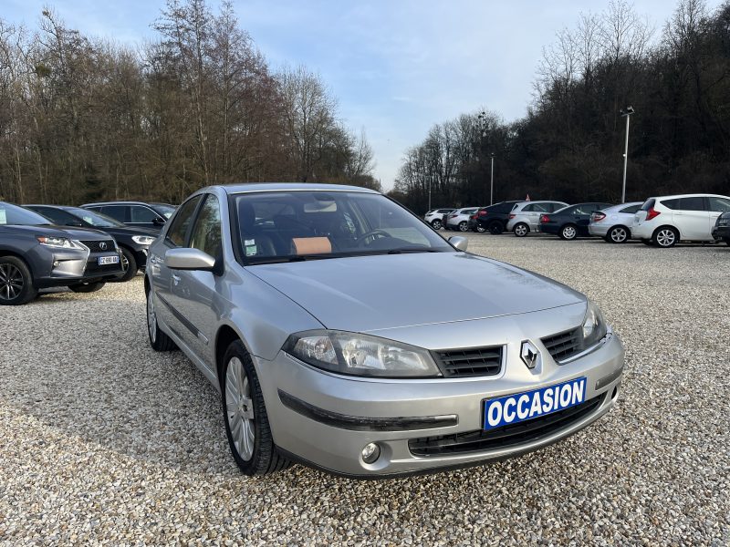 RENAULT LAGUNA 2005