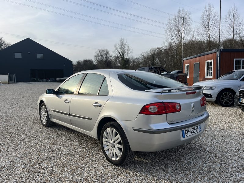 RENAULT LAGUNA 2005