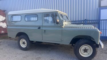 LAND ROVER SERIE 2 1965 A 109 EN SUPERBE ETAT