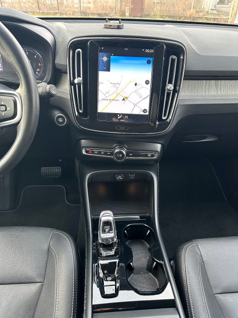 VOLVO XC 40 2019