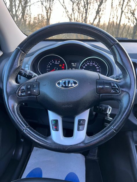 KIA SPORTAGE 2015