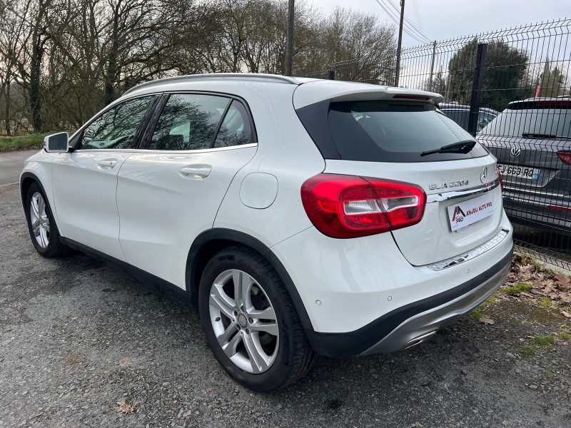 MERCEDES CLASSE GLA 2016