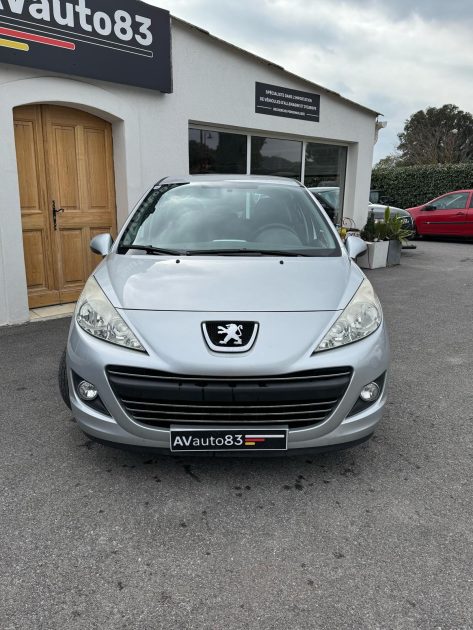 PEUGEOT  207 Urban 1.4 VTI 95CV / Moteur à chaine / CT OK 