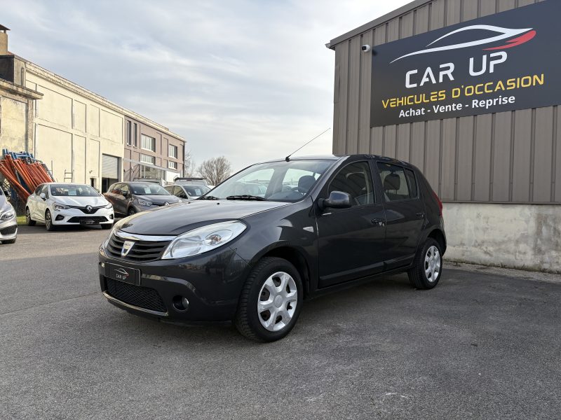 DACIA SANDERO 2008