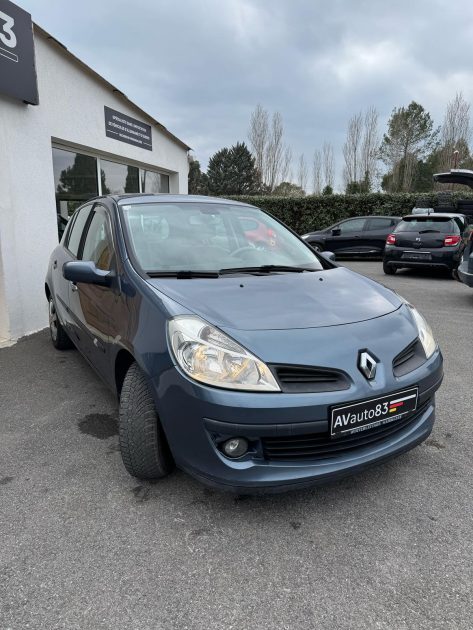 RENAULT  CLIO 3 2006 Authentique 1.4i 16v 98cv / Distribution OK / Révisée 