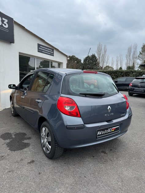 RENAULT  CLIO 3 2006 Authentique 1.4i 16v 98cv / Distribution OK / Révisée 