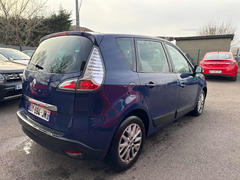 RENAULT SCENIC 3 2015