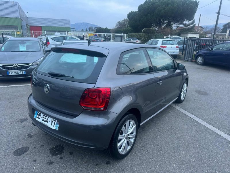 VOLKSWAGEN POLO 2010