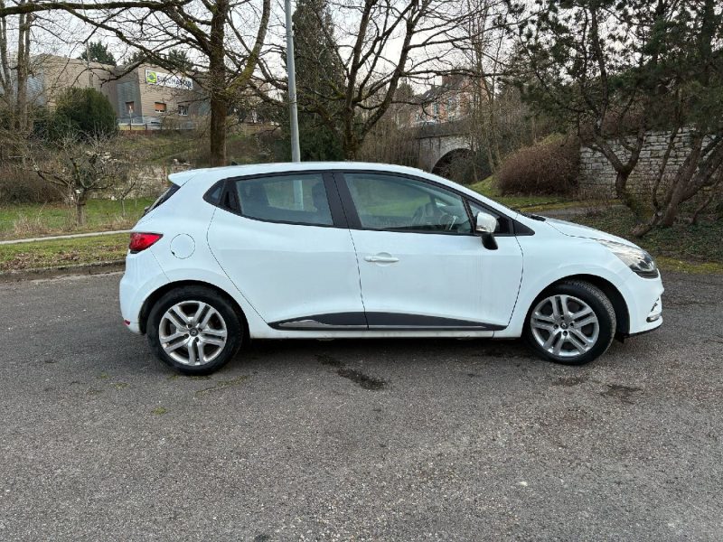 RENAULT CLIO 2017