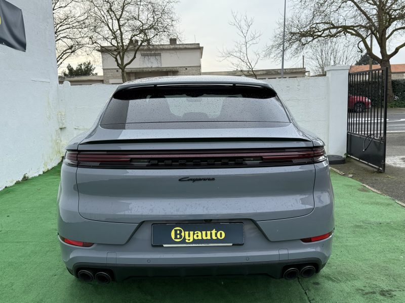 PORSCHE CAYENNE E-HYBRID 2023