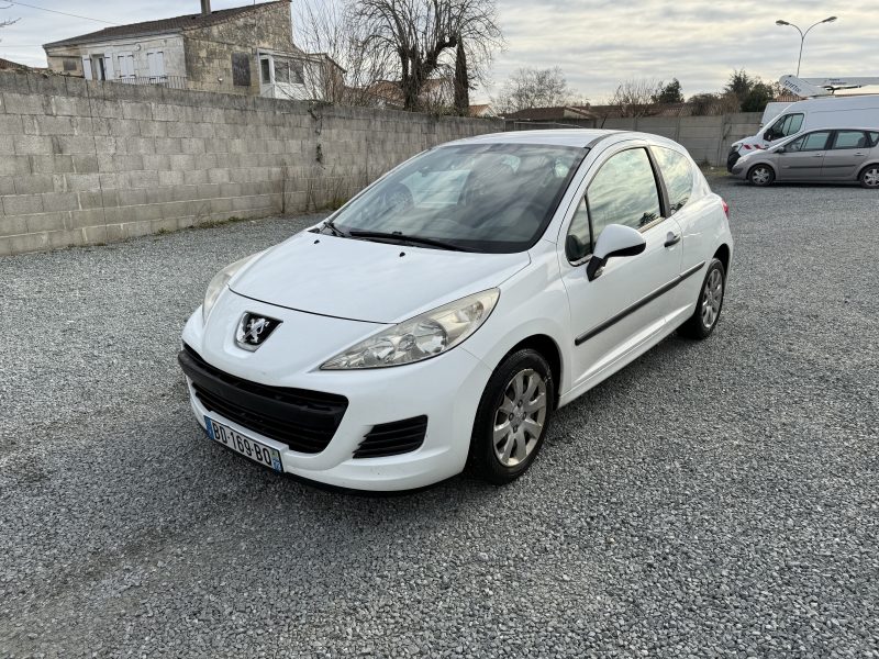 PEUGEOT 207 2010