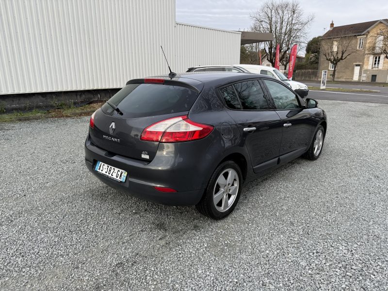 RENAULT MEGANE 2009