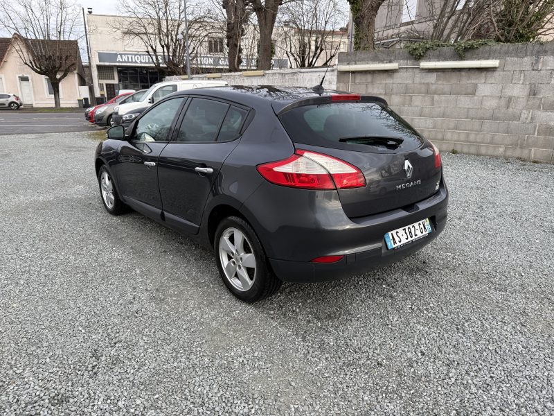 RENAULT MEGANE 2009