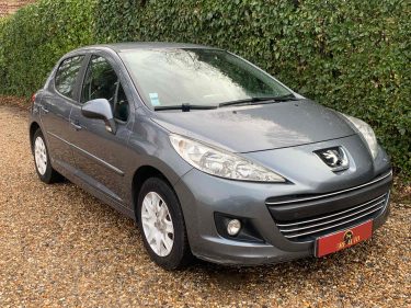 PEUGEOT 207 2010