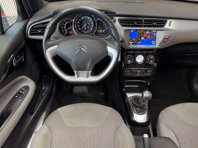 CITROEN DS3 2015