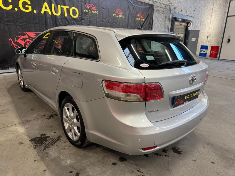 TOYOTA AVENSIS SW 2.0 D4D 126 Dynamic