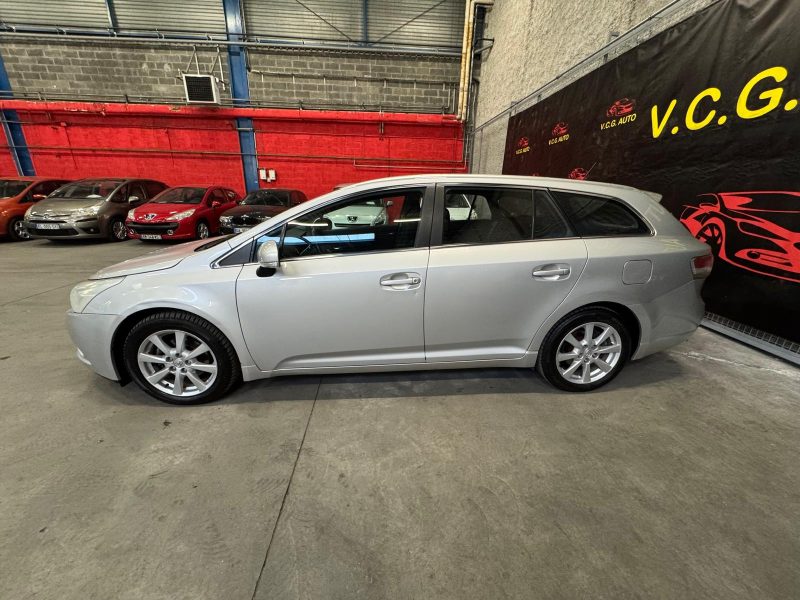 TOYOTA AVENSIS SW 2.0 D4D 126 Dynamic