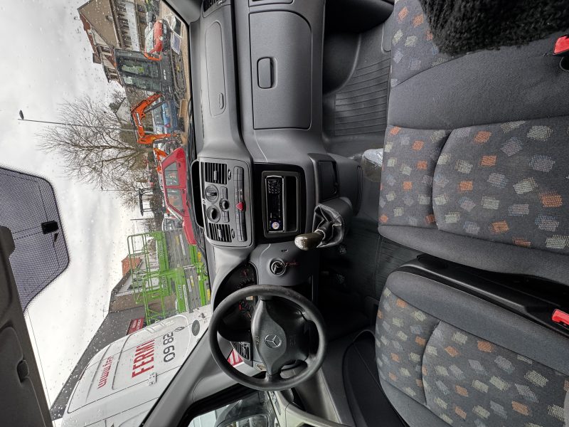 MERCEDES VITO 639 2004