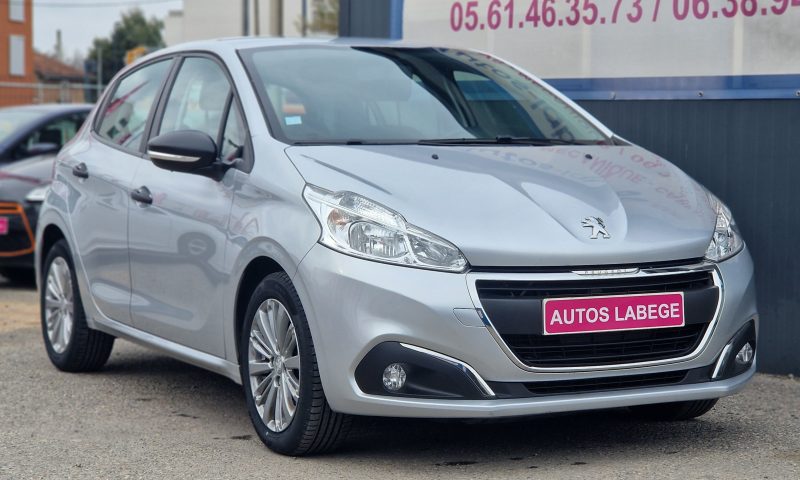 PEUGEOT 208 2018