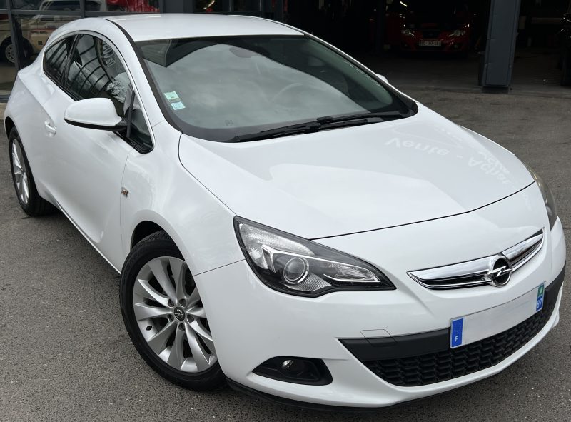 OPEL ASTRA 4 IV GTC SPORT COUPE 1.4 TURBO 140 Cv CRIT AIR 1 - GARANTIE 1 AN