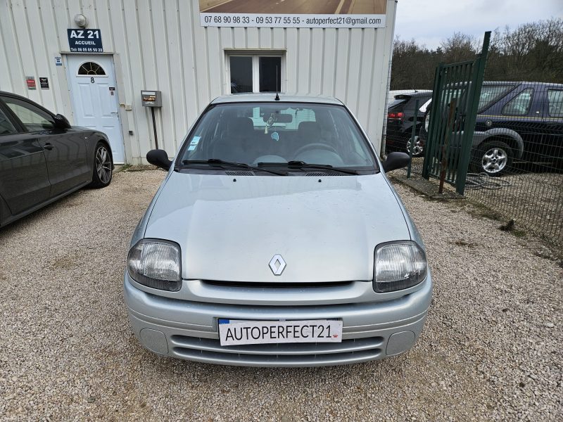 RENAULT CLIO 1998