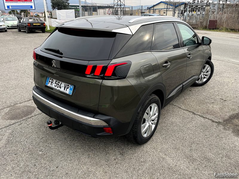 PEUGEOT 3008 2020