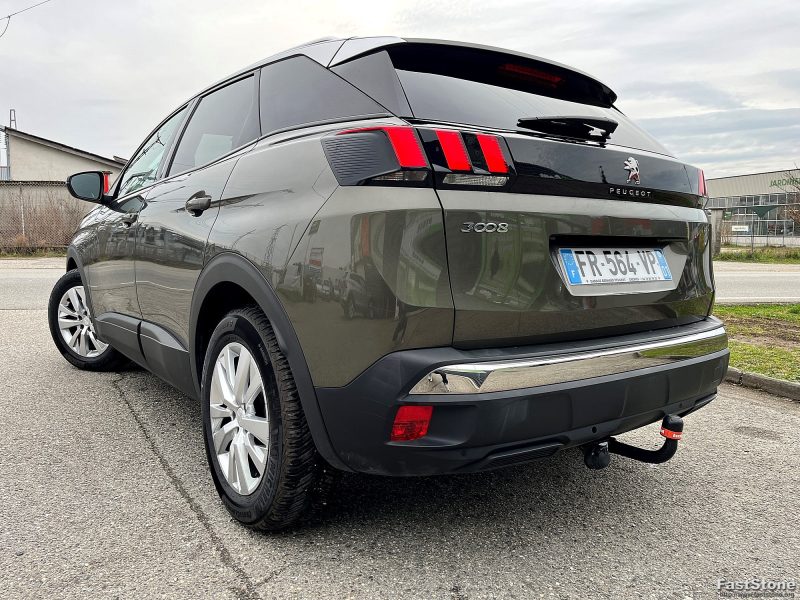PEUGEOT 3008 2020