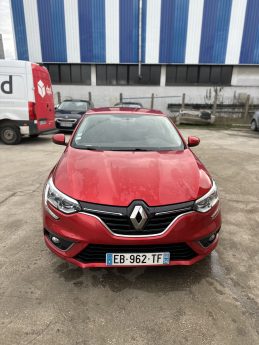 RENAULT MEGANE IV Berline bicorps trois ou cinq portes 2016