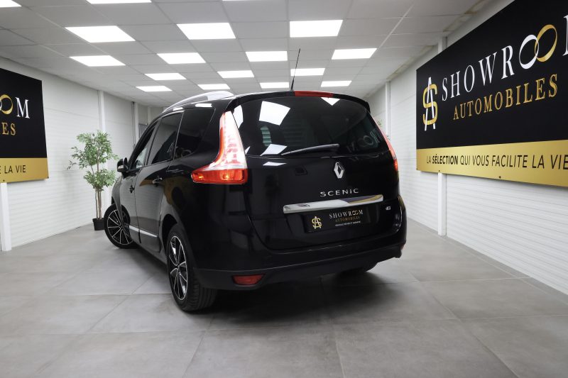 RENAULT Grand Scenic 2013