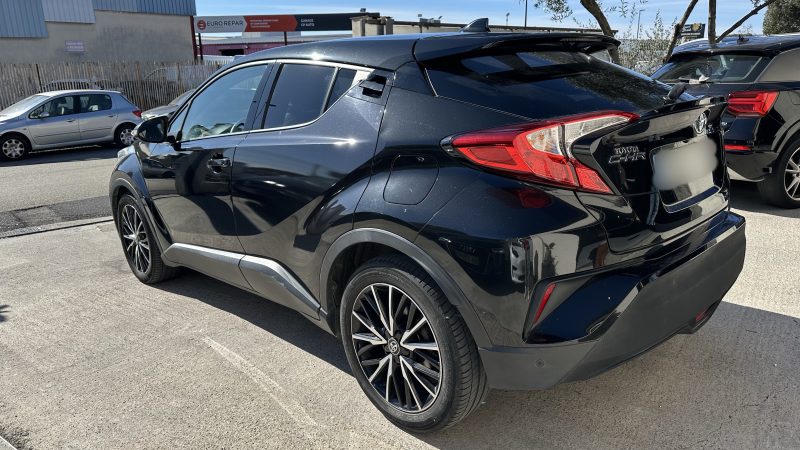 TOYOTA C-HR 2017