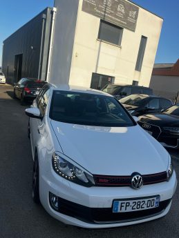 VOLKSWAGEN GOLF 2011