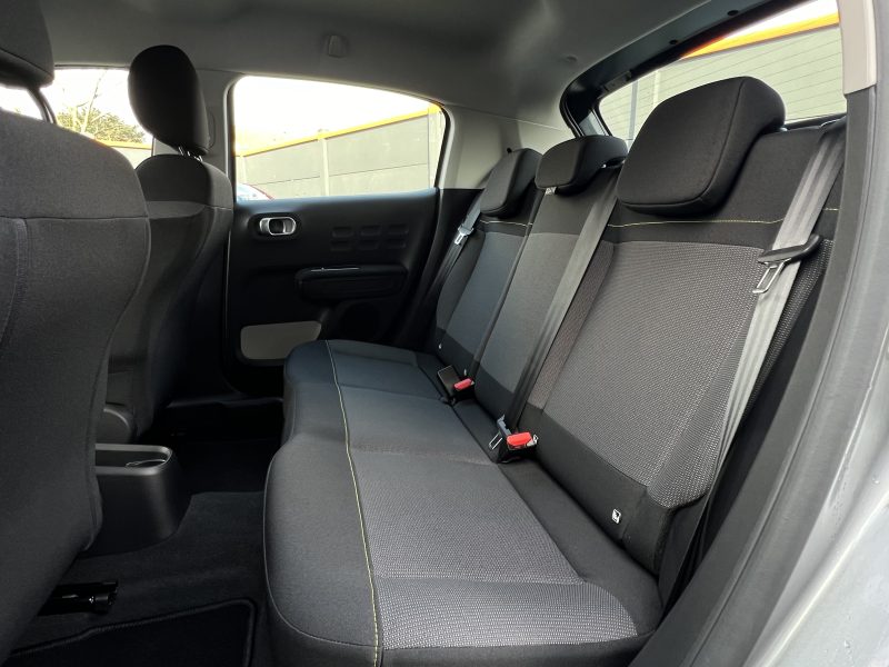 CITROEN C3 III (2) SHINE 1.2 110 Cv 1ERE MAIN 9519 Kms APPLE CARPLAY & ANDROID AUTO - GARANTIE 1 AN 