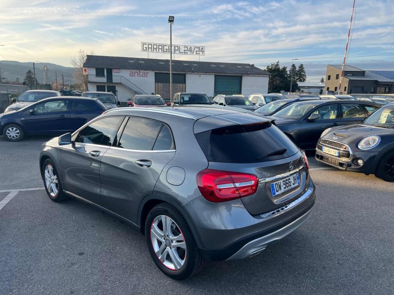 MERCEDES CLASSE GLA 2015