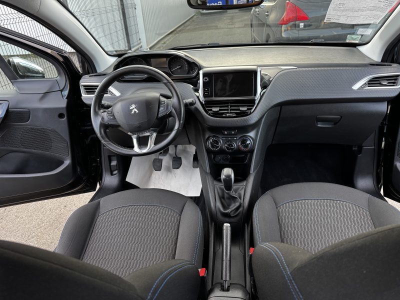 PEUGEOT 208 BLUE HDI  2017