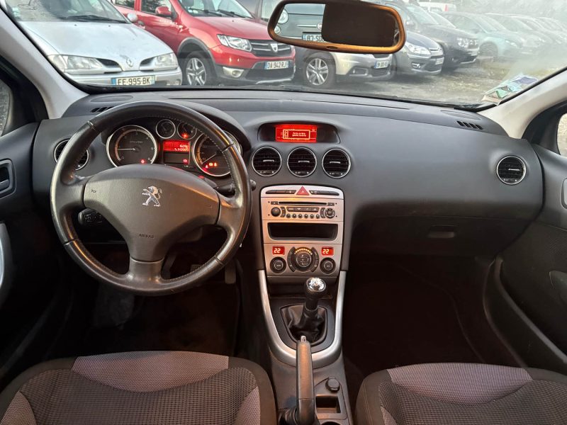 PEUGEOT 308 2012
