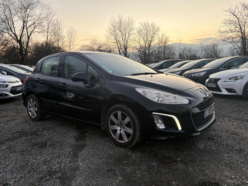 PEUGEOT 308 2012