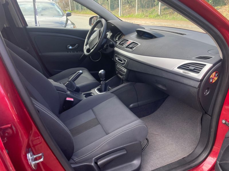 RENAULT MEGANE III 1.9DCI 130CV