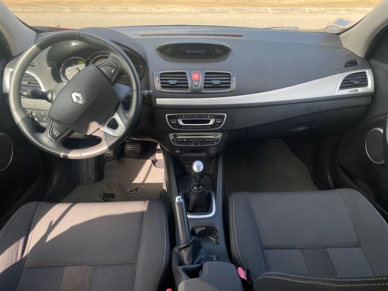 RENAULT MEGANE III 1.9DCI 130CV