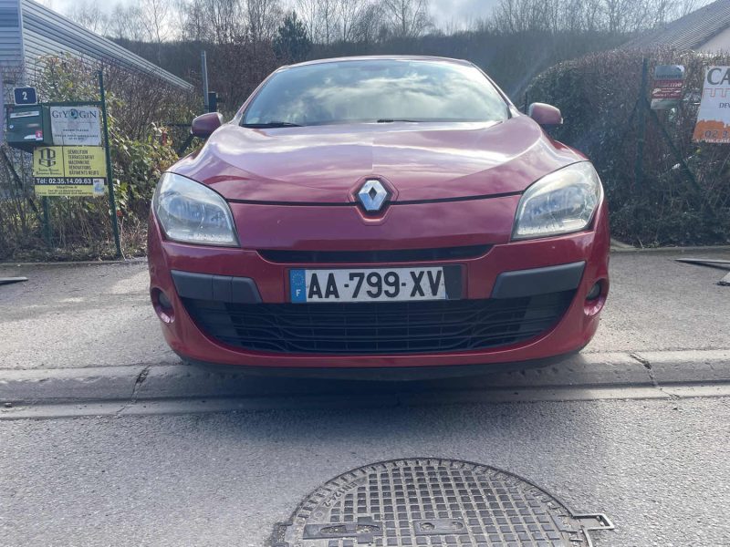 RENAULT MEGANE III 1.9DCI 130CV