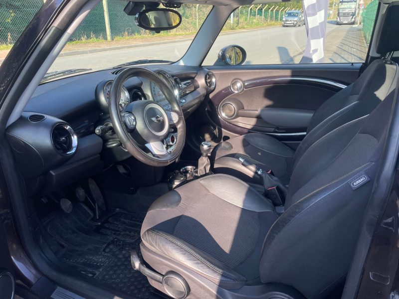 MINI MINI CLUBMAN 1.6i 16V 120CV